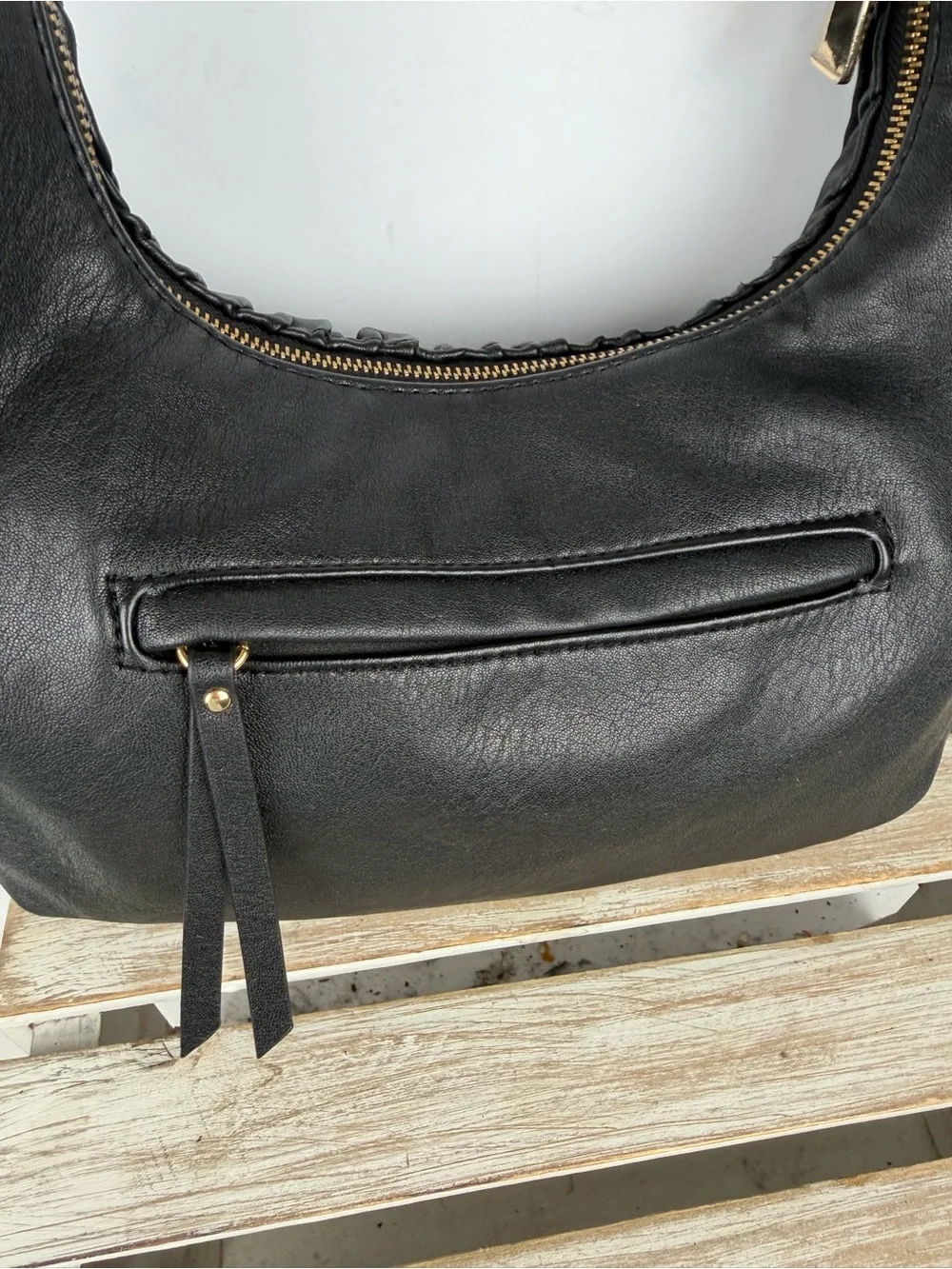 Jessica Simpson hobo-style bag pleated matelasse synthetic exterior chain linc